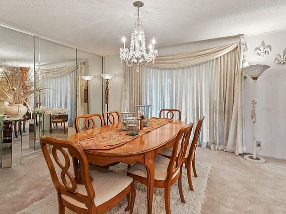 5th image of 801 N Overton St