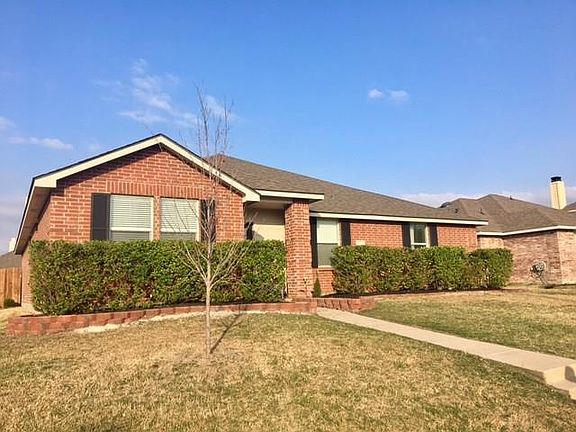 2nd image of 3002 Meadow Bluff Dr