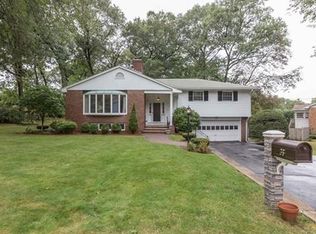36 Ledge Rd, Waltham, MA 02452