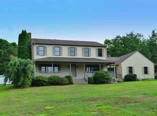 148 Winsor Ave, Johnston, RI 02919