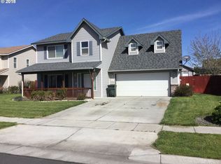 521 E Browning Ave, Hermiston, OR 97838