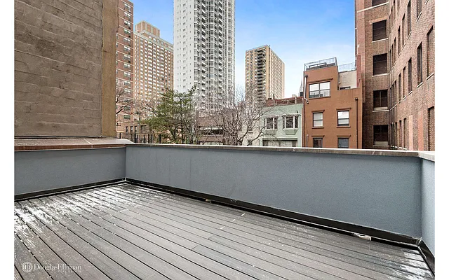 Rented by Douglas Elliman | media 29