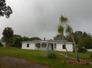 3021 Fairway Dr, Fort Pierce, FL 34982