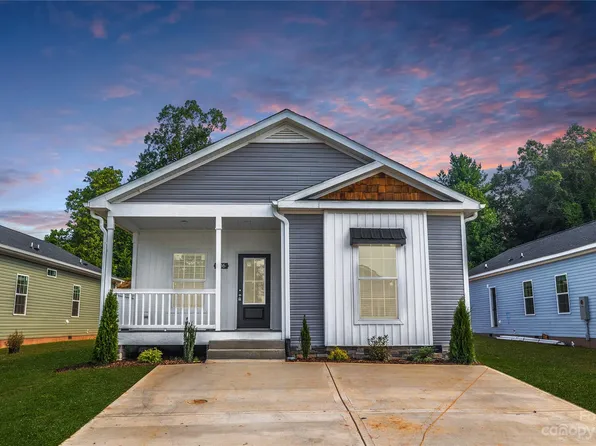 106 Bellamy Rd, Asheville, NC 28806