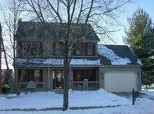 621 Inverness Dr, Aurora, IL 60504