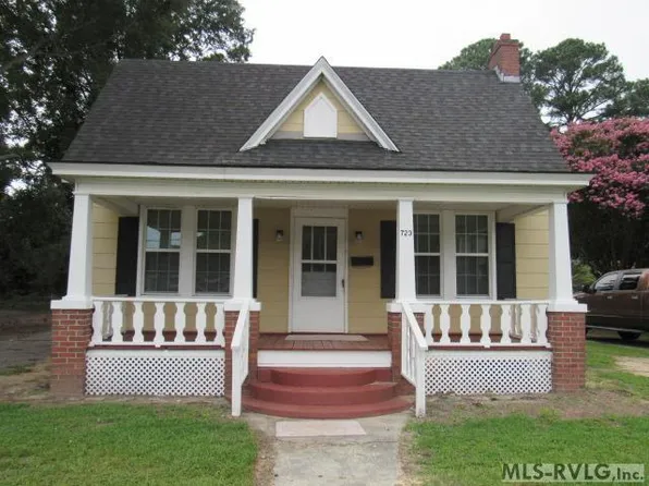 723 Academy St N, Ahoskie, NC 27910