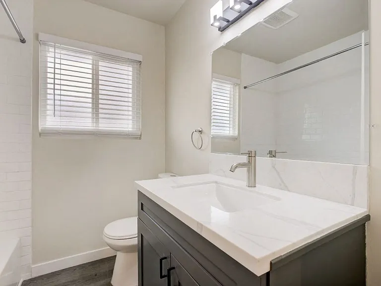 Wescove Apartments — Photo 18