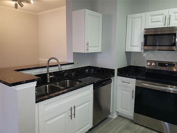 4th image of 18001 Richmond Place Dr APT 711
