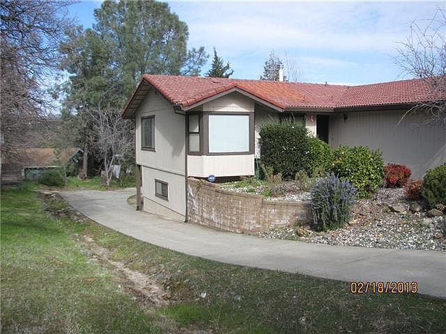 2nd image of 491 Hillcrest Ave