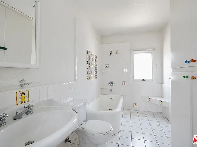 333 S McCarty Dr — Photo 18