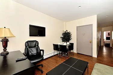 Rented by Eisenberg Exclusives