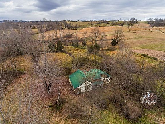 5th image of 160 Brandenburg Ln