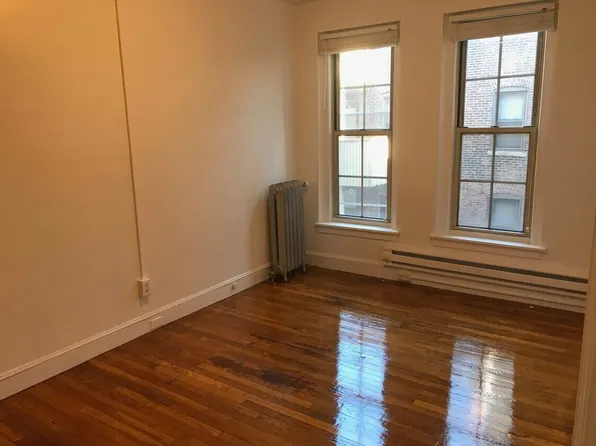 24 Clearway St, Boston, MA