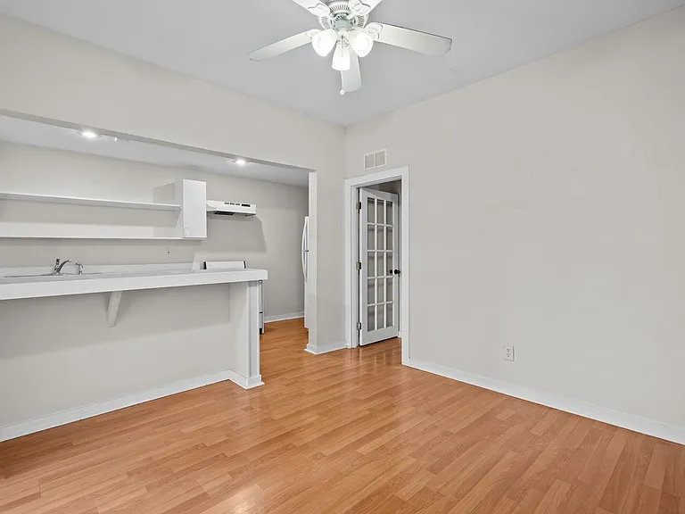 25 Desoto Pl — Photo 23