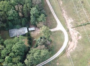 620 Tabby Linch Rd, Moreland, GA 30259