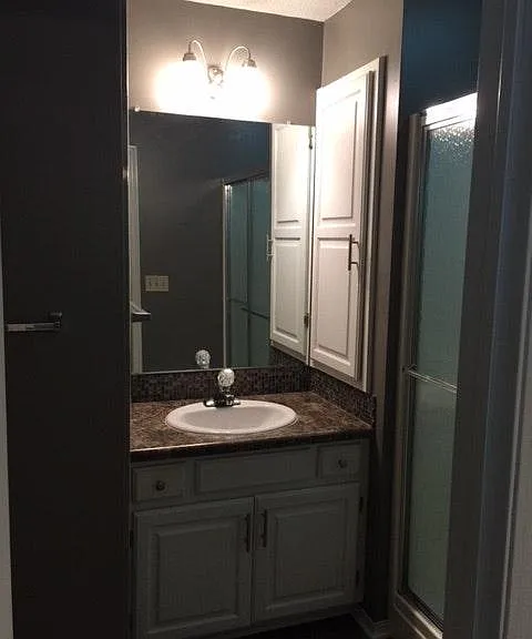 master bath with shower