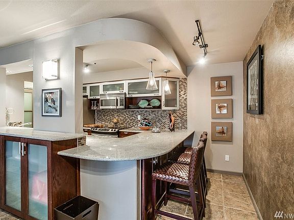 5th image of 17315 NE 45th St APT 143