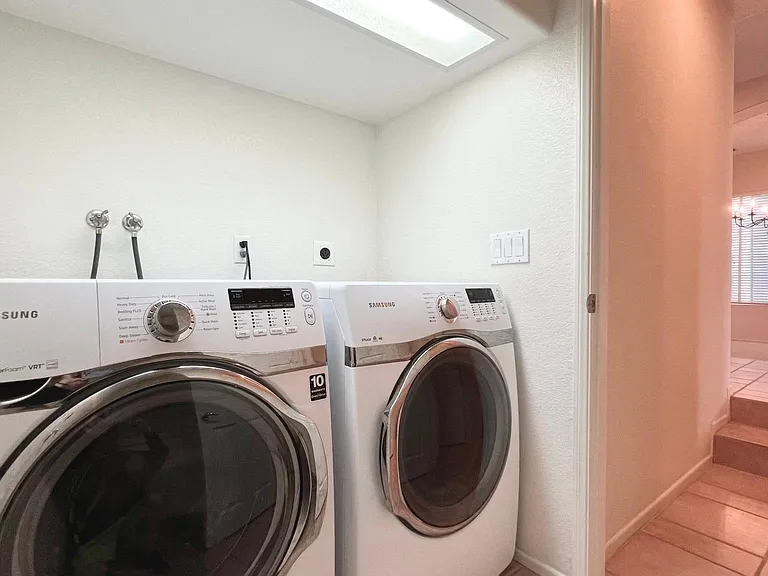 12214 Candy Rose Ct — Photo 30