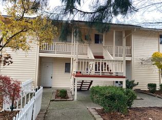 2020 Center St NE #42, Salem, OR 97301