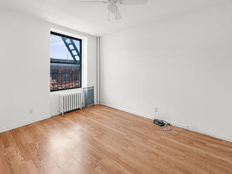 1st image of 124 Mott St APT 31