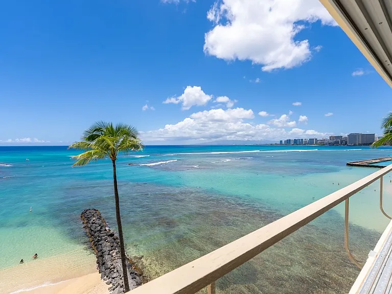 2895 Kalakaua Ave #501 — Photo 2