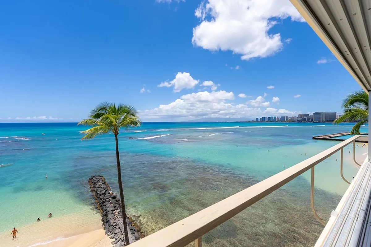 Building Photo - 2895 Kalakaua Ave #501