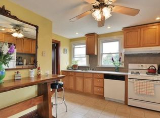 696 Harristown Rd FLOOR 2, Glen Rock, NJ 07452