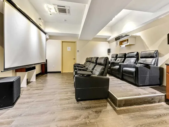 118-17 Union Turnpike image 21 of 25