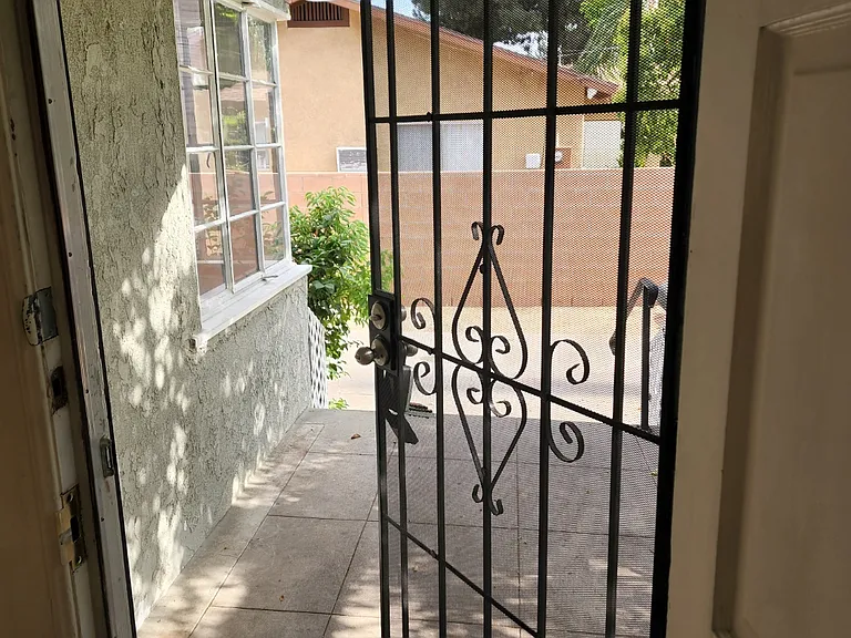 5723 Fair Ave #5733 — Photo 8