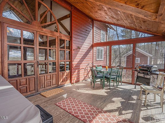 3rd image of 148 Chamberlain Mills Road