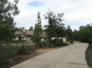 17141 Singingbird Ln, Riverside, CA 92504