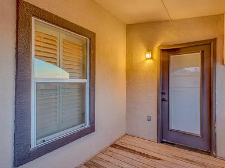 7433 Gulf Creek Dr — Photo 10