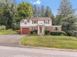 2 Sunset Blvd, Rensselaer, NY 12144