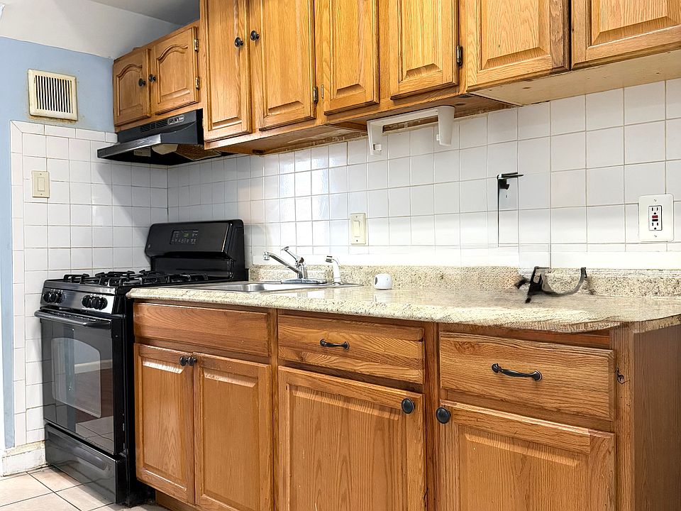1st image of 5119 2nd St NW APT 4
