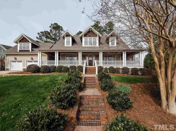 100 Morris Branch Ct, Cary, NC 27519