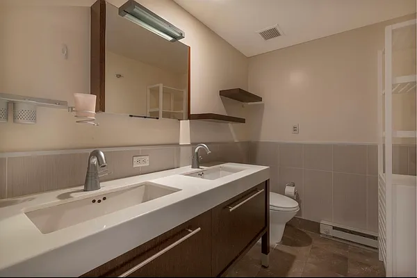 Rented by Douglas Elliman | media 7