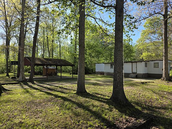 4th image of 60 Red Bird Ln