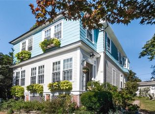17 Park St, Newport, RI 02840