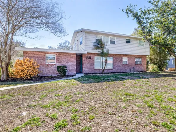 1231 Greenview Dr, Lakeland, FL 33805