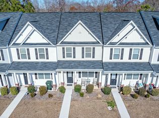 393 Flyway Rd, Goose Creek, SC 29445