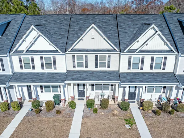 393 Flyway Rd, Goose Creek, SC 29445