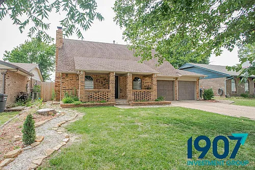 1201 Kings Ct Photo 1