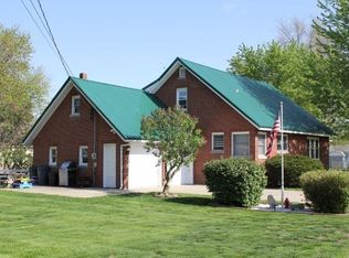 411 W Catherine St, Milford, IN 46542