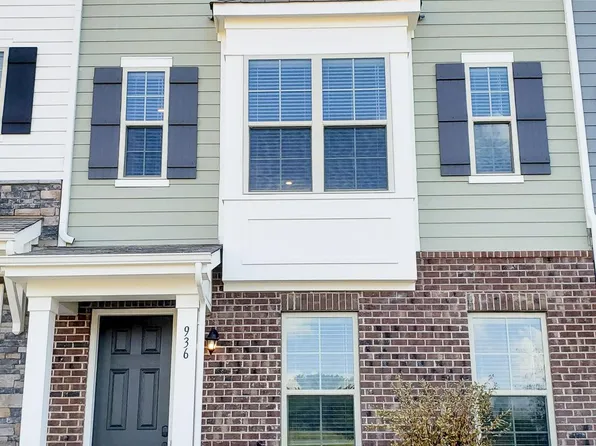 936 Bexton St, Charlotte, NC 28273