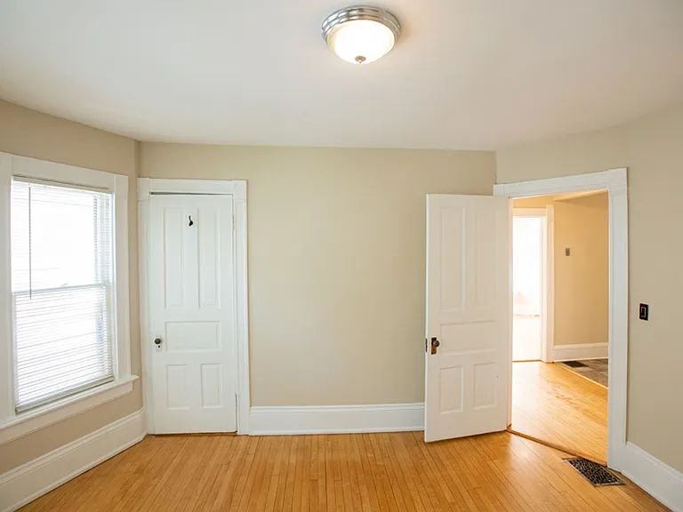 2728 N Murray Ave — Photo 29