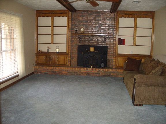 4th image of 104 Hilda Dr