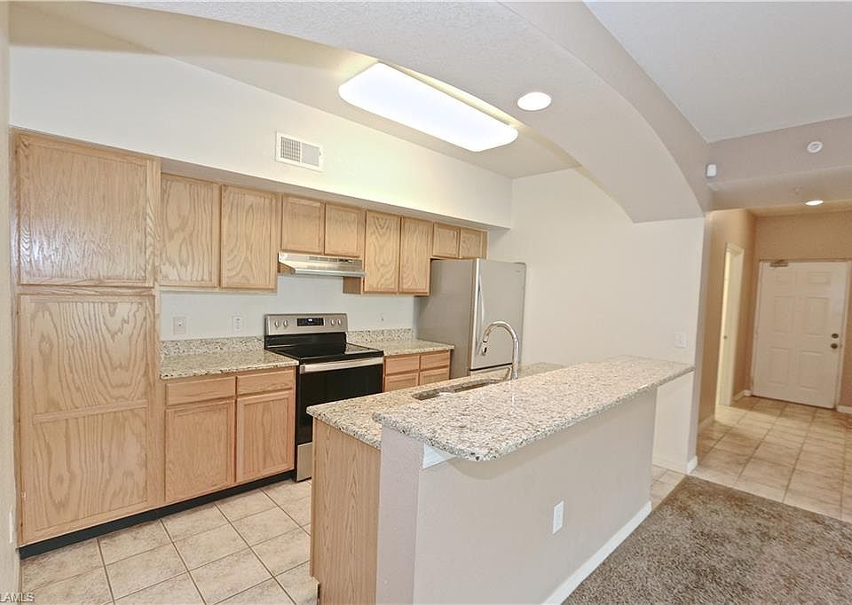 1st image of 7940 Preserve Cir APT 922