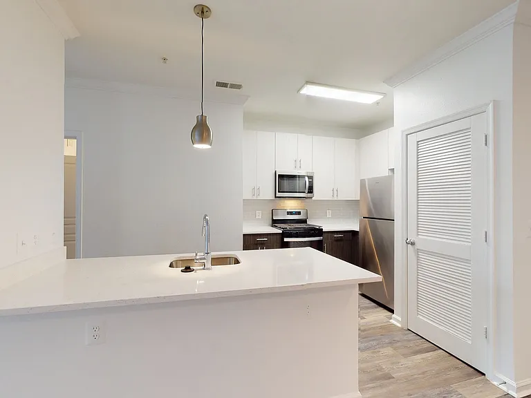 Sullivan Place — Photo 109