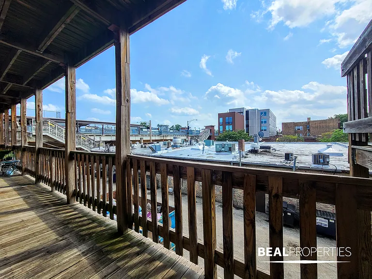 4407 N Wolcott — Photo 22