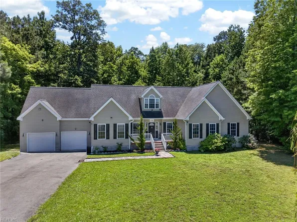 2782 Nansemond Pkwy, Suffolk, VA 23434